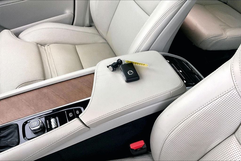 2020 Volvo XC90 T6 Inscription