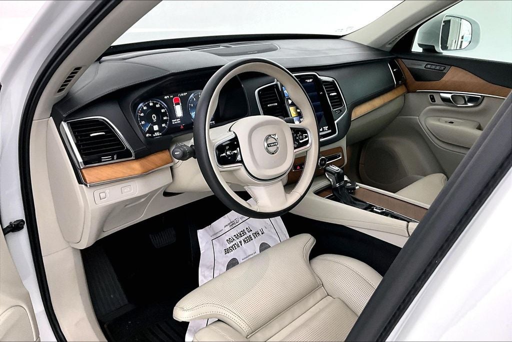 2020 Volvo XC90 T6 Inscription