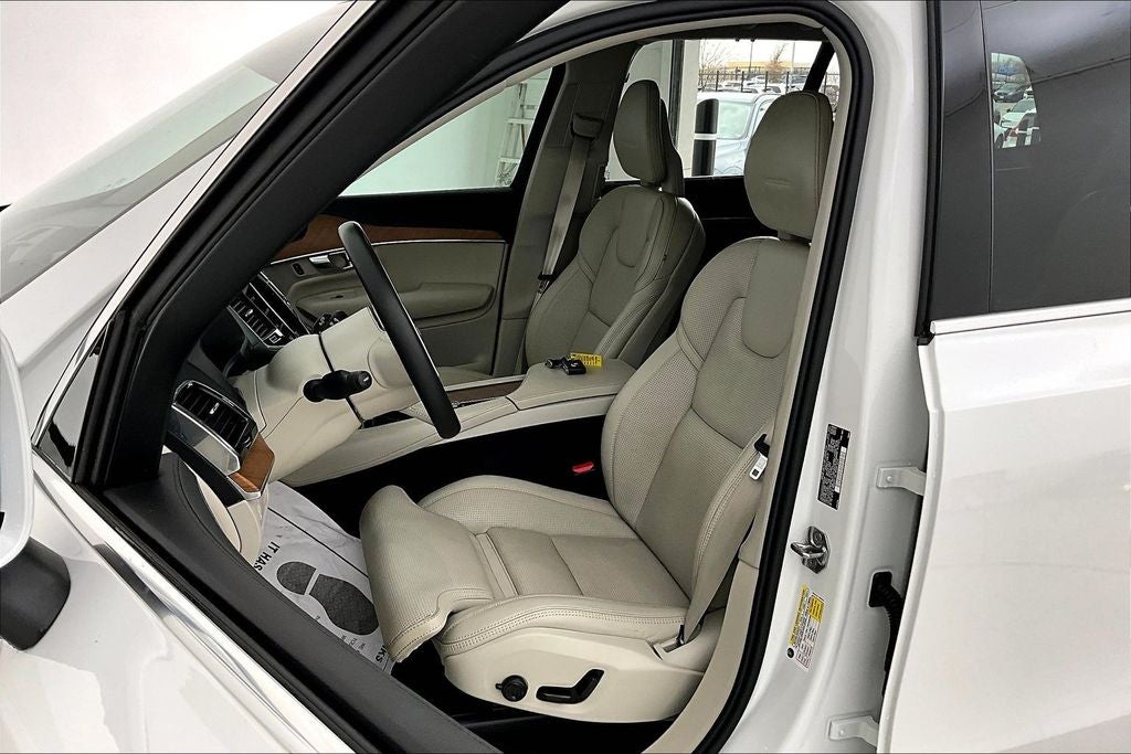 2020 Volvo XC90 T6 Inscription