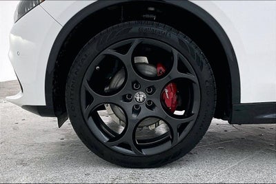 2025 Alfa Romeo Stelvio Veloce