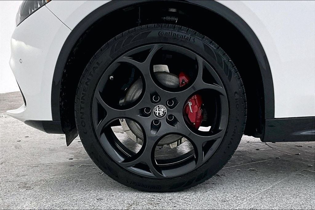 2025 Alfa Romeo Stelvio Veloce