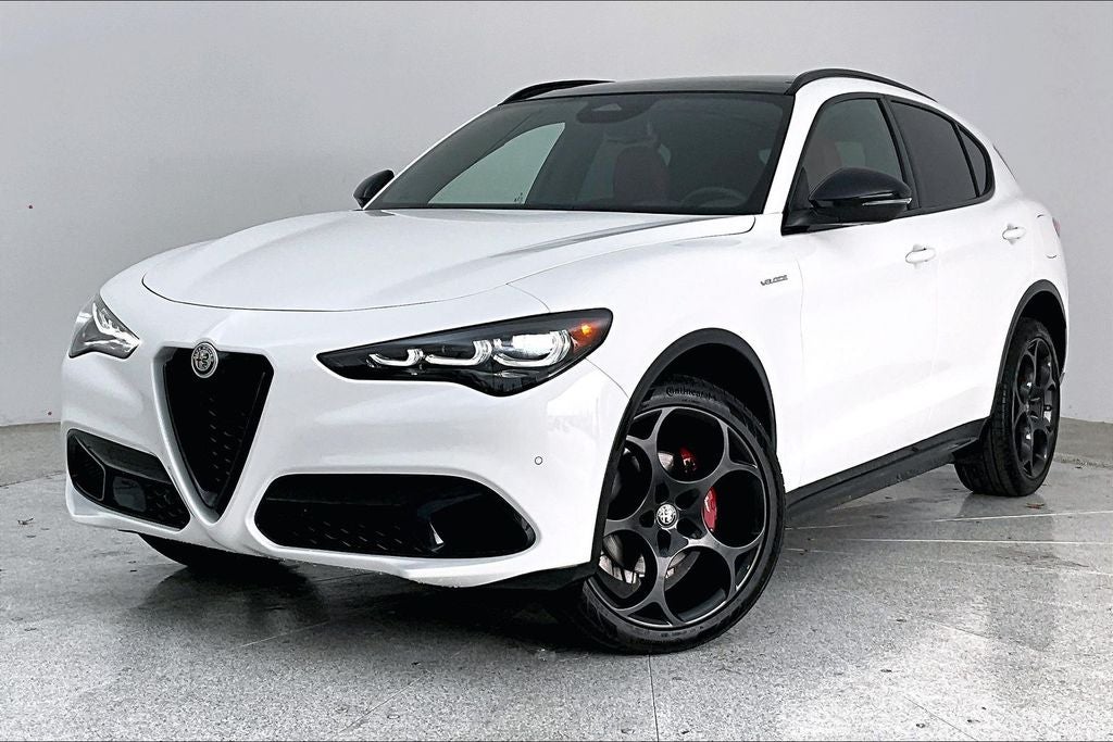 2025 Alfa Romeo Stelvio Veloce