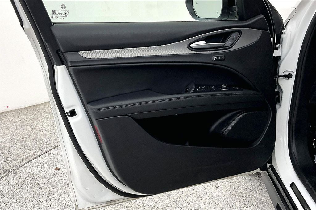 2025 Alfa Romeo Stelvio Veloce