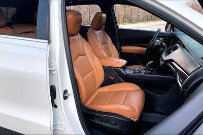 2022 Cadillac XT4 Premium Luxury