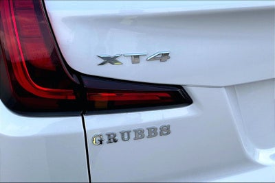 2022 Cadillac XT4 Premium Luxury