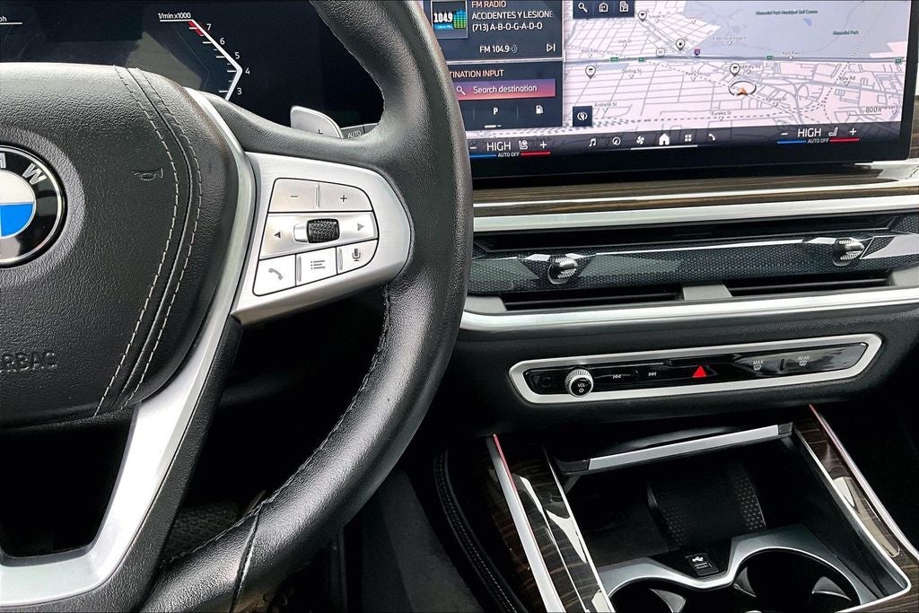 2024 BMW X7 xDrive40i