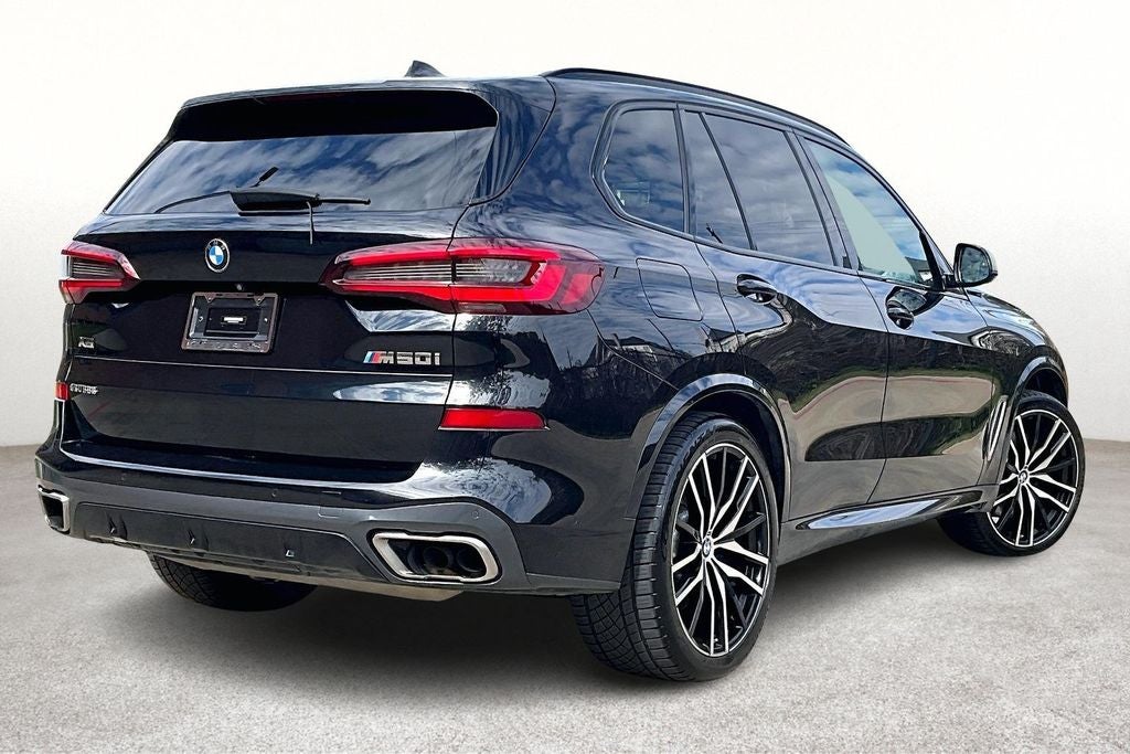 2021 BMW X5 M50i