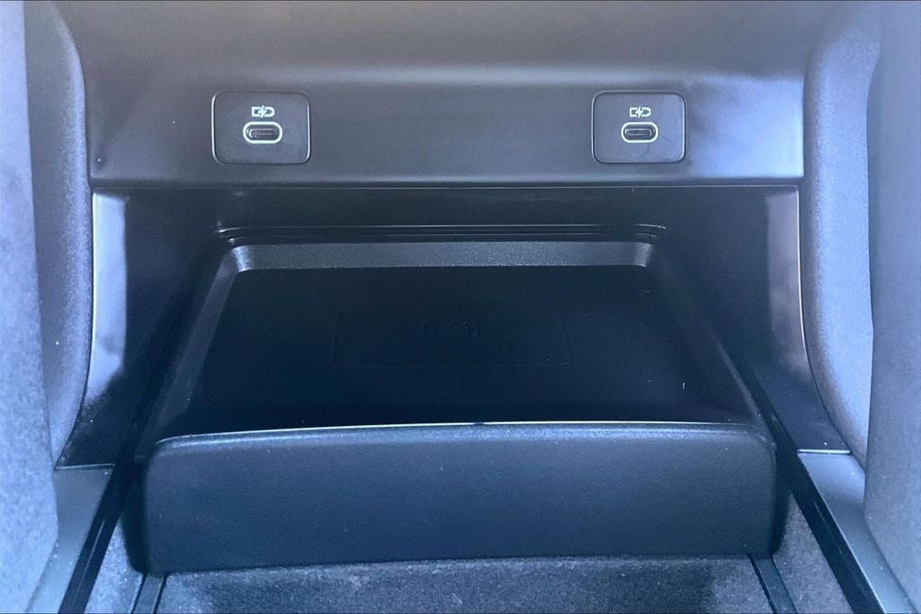 2024 Land Rover Discovery Sport SE