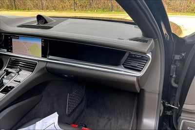 2023 Porsche Panamera Platinum Edition