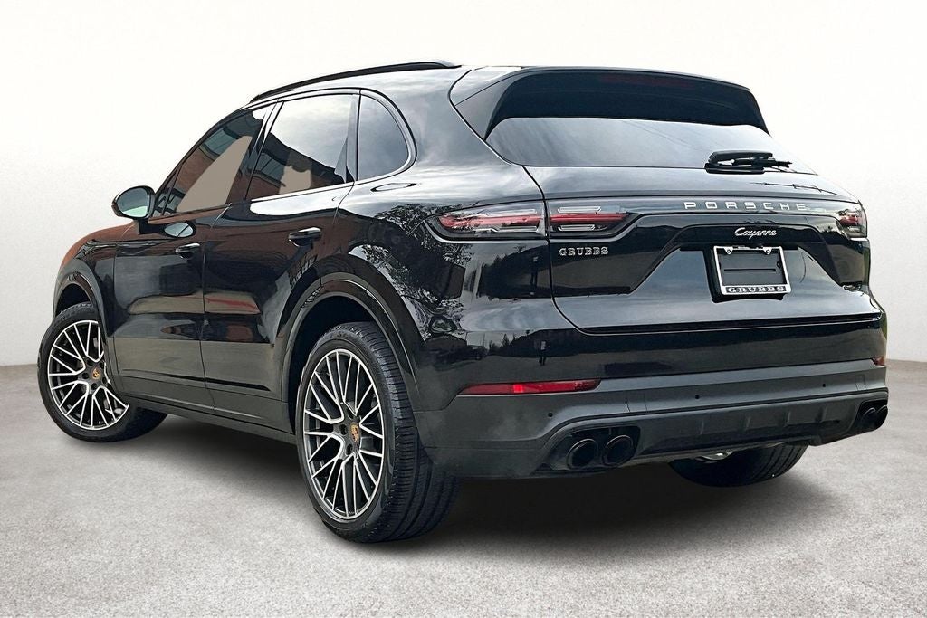 2023 Porsche Cayenne Platinum Edition