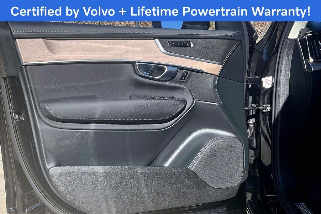 2025 Volvo XC90 B6 Plus 7-Seater 2025.5