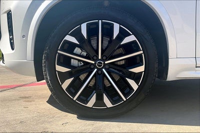 2025 Volvo XC90 B6 Plus 7-Seater 2025.5