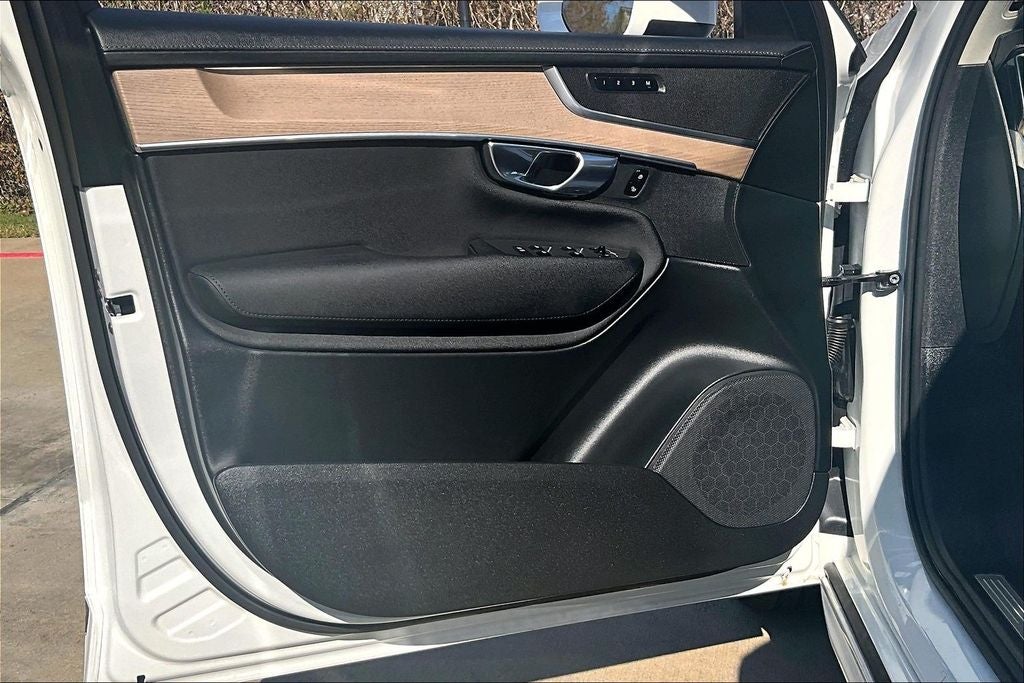 2025 Volvo XC90 B6 Plus 7-Seater 2025.5