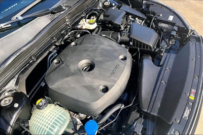 2022 Volvo XC40 R-Design