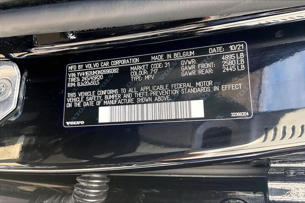 2022 Volvo XC40 R-Design