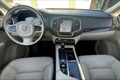 2019 Volvo XC90 T6 Momentum