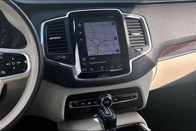 2019 Volvo XC90 T6 Momentum