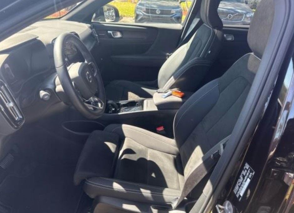 2023 Volvo C40 Recharge Pure Electric Ultimate