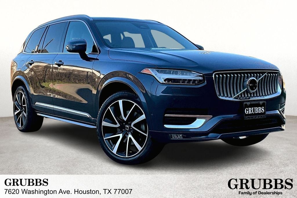 2023 Volvo XC90 B5 Plus