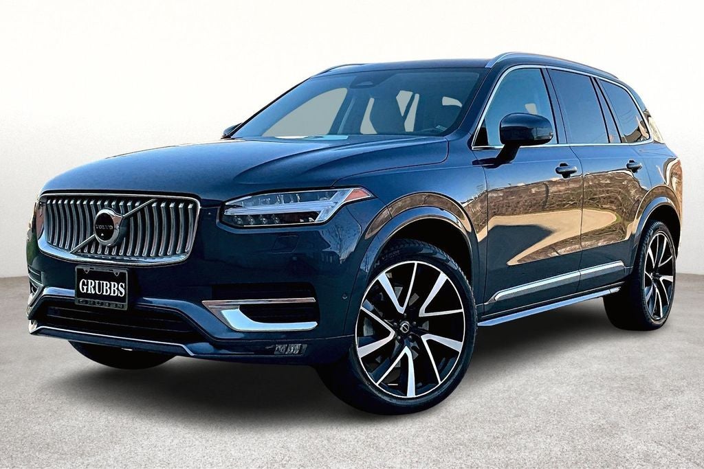 2023 Volvo XC90 B5 Plus