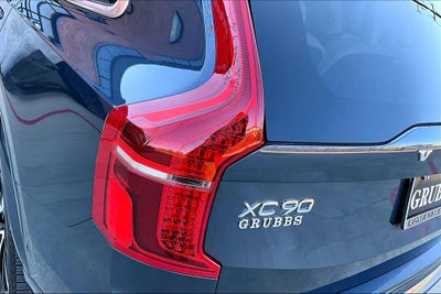 2023 Volvo XC90 B5 Plus