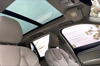 2023 Volvo XC90 B5 Core