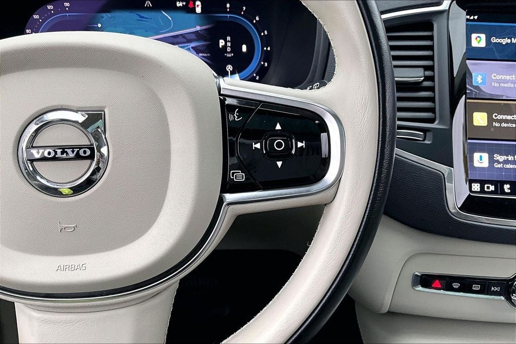 2023 Volvo XC90 B5 Core