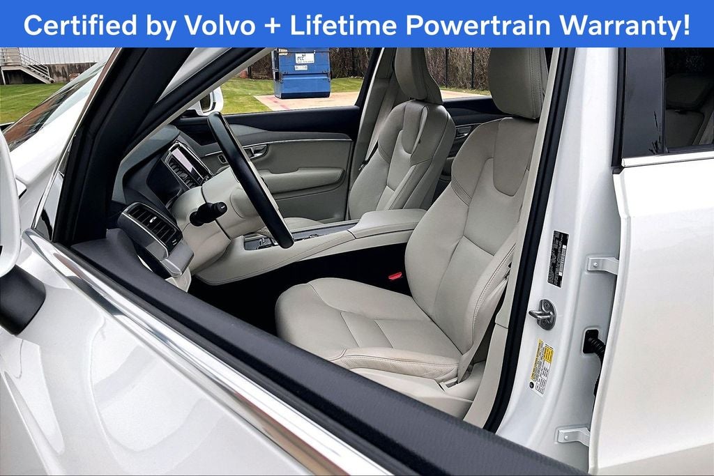 2023 Volvo XC90 B5 Core
