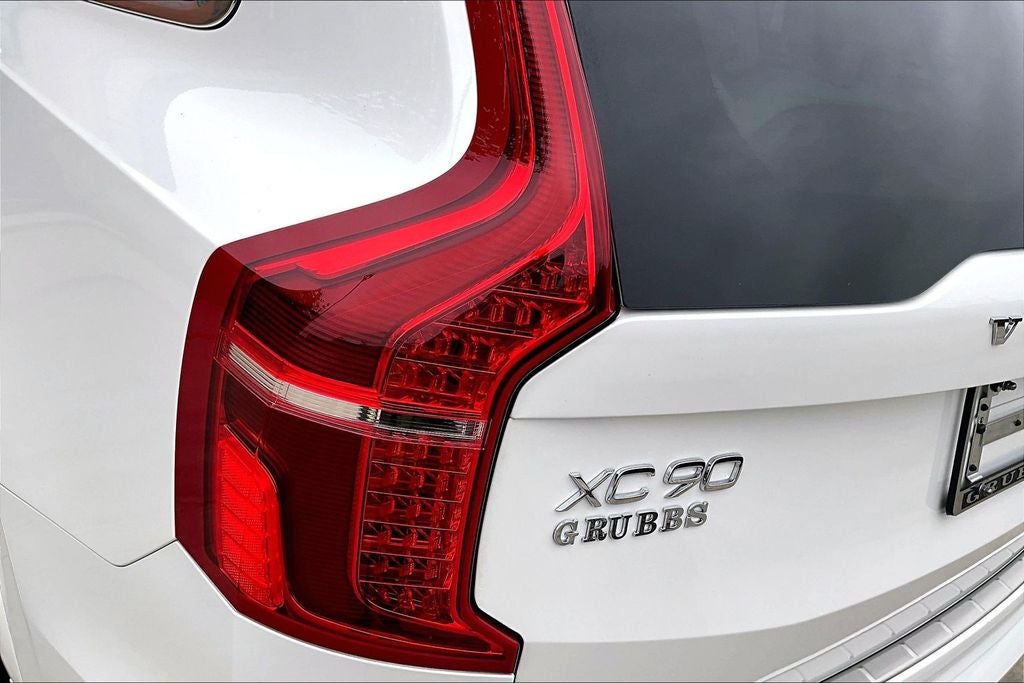 2023 Volvo XC90 B5 Core