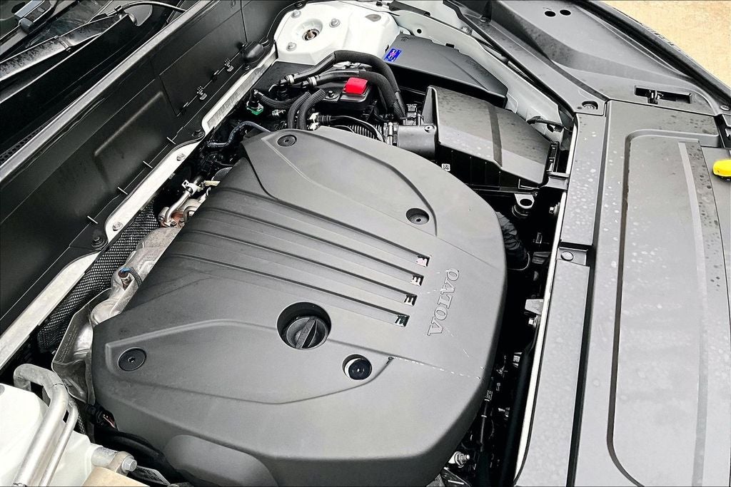 2023 Volvo XC90 B5 Core