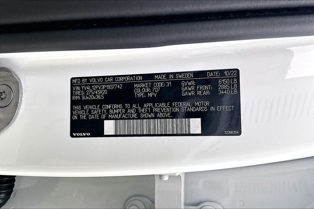 2023 Volvo XC90 B5 Core