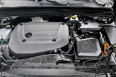 2023 Volvo XC40 B5 Core