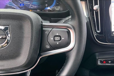 2023 Volvo XC40 B5 Core