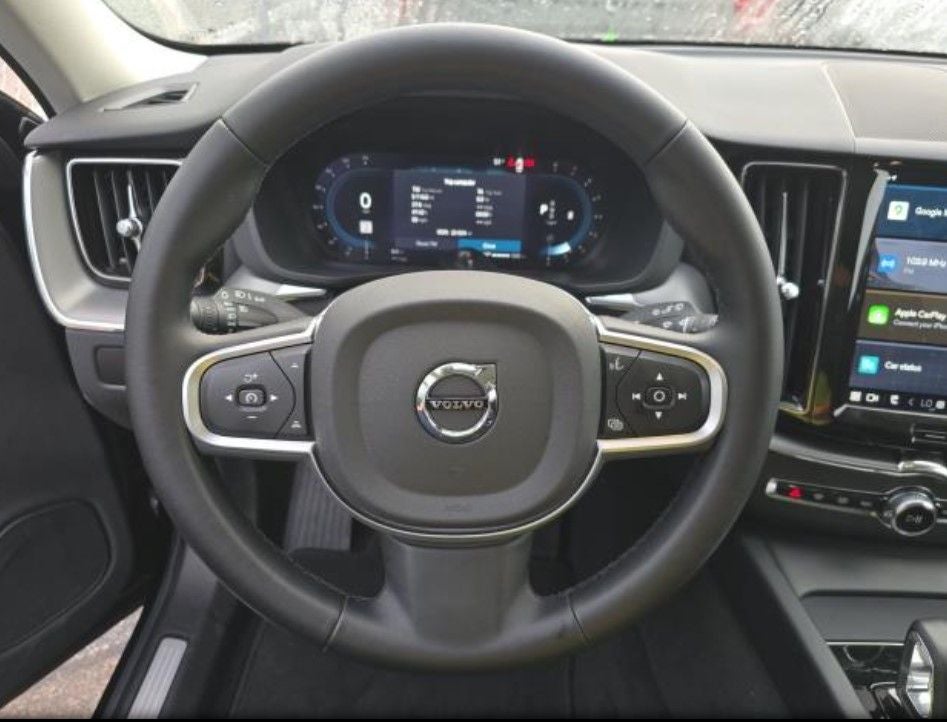 2025 Volvo XC60 B5 Core